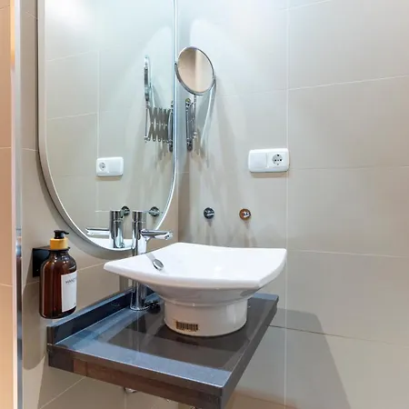 Appartement & Pool In Center